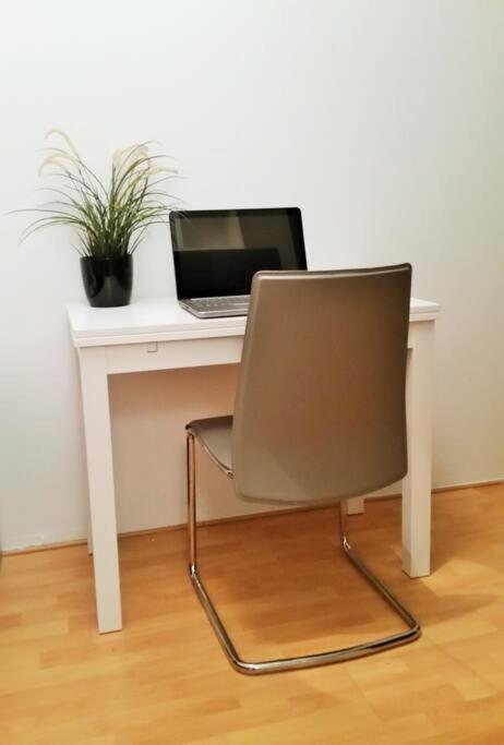 New Shalalaliving Vienna - Cosy Home Meidlinger Markt Kg12 المظهر الخارجي الصورة